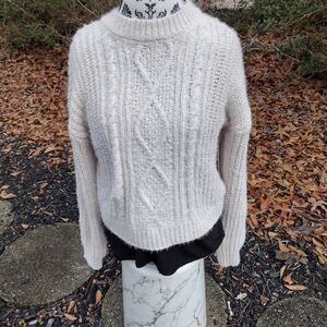 Sage & Oak Cream Cable Knit Sweater
